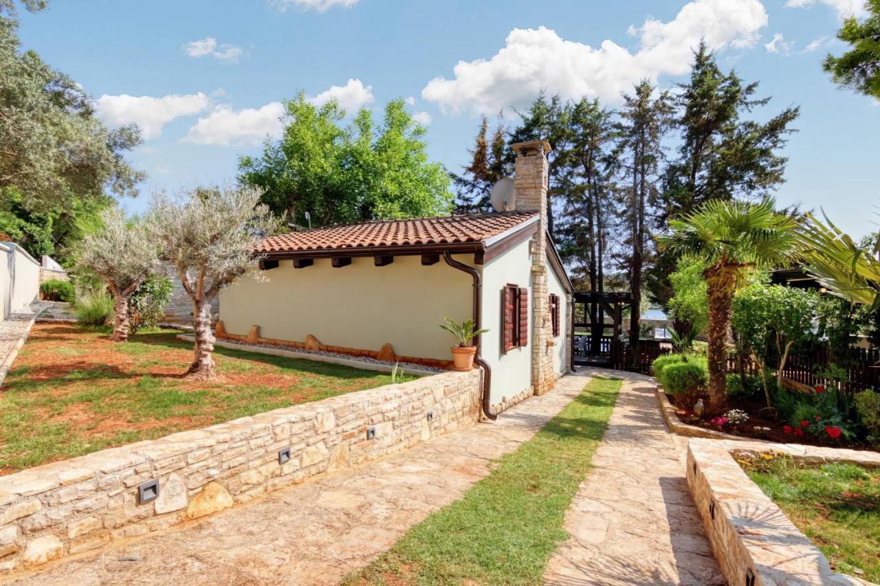 Holiday Home Giardino Marino Pomer Exterior foto