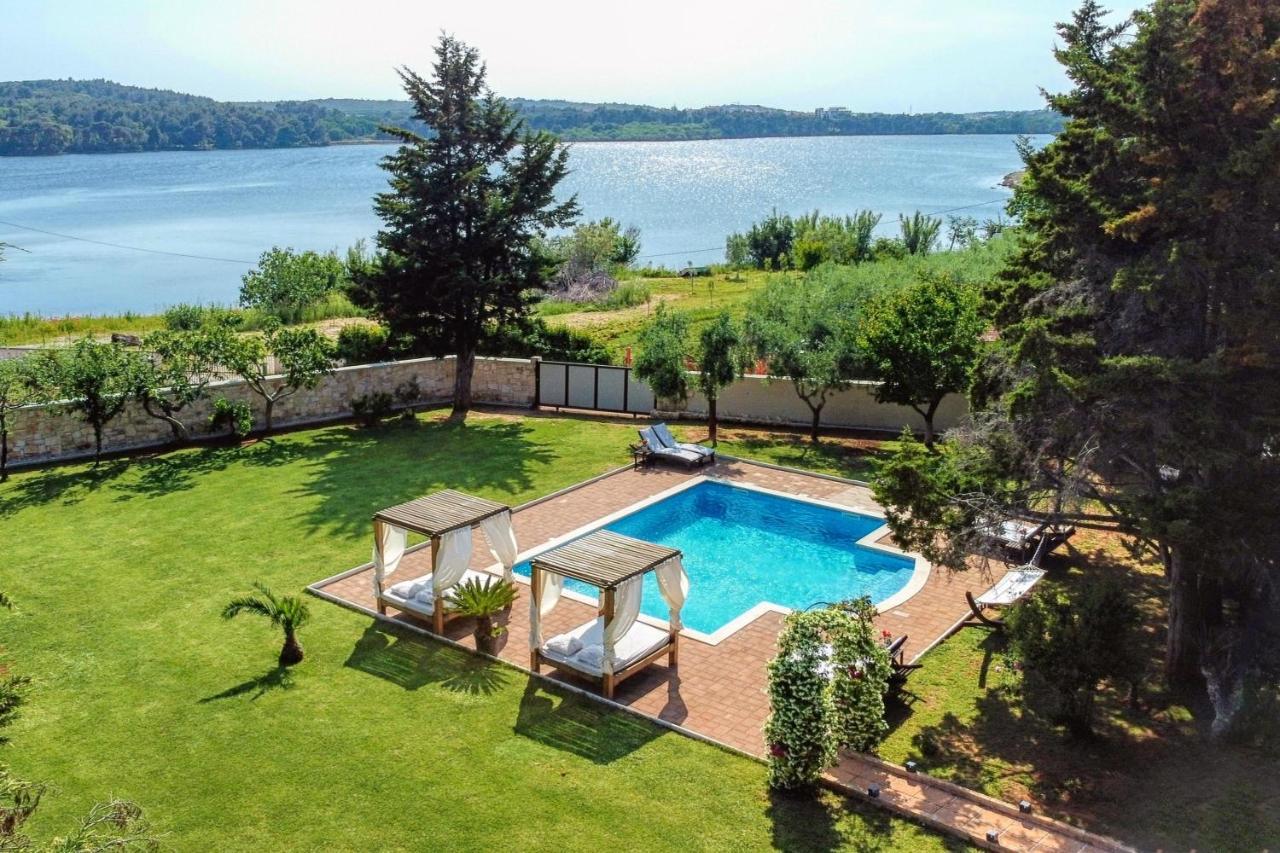 Holiday Home Giardino Marino Pomer Exterior foto