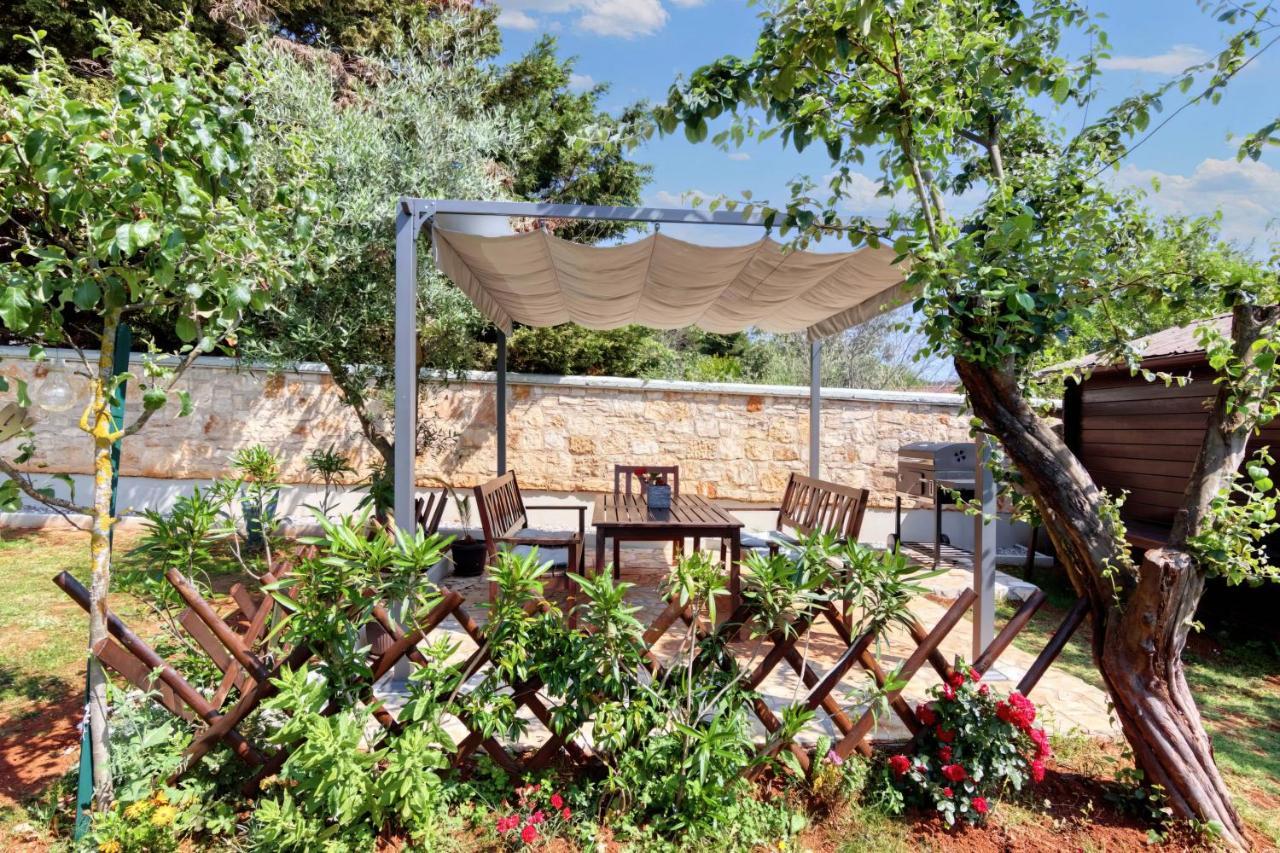 Holiday Home Giardino Marino Pomer Exterior foto
