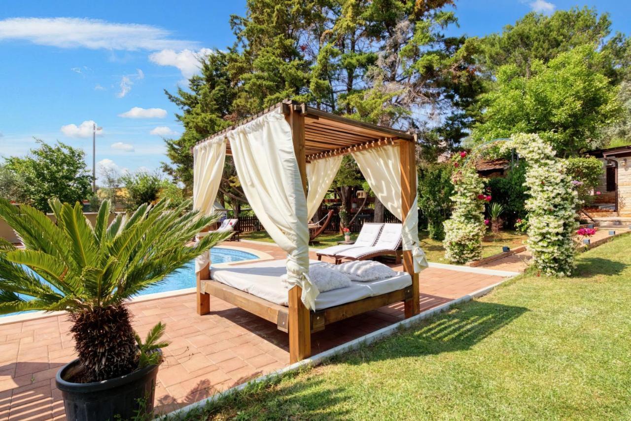 Holiday Home Giardino Marino Pomer Exterior foto