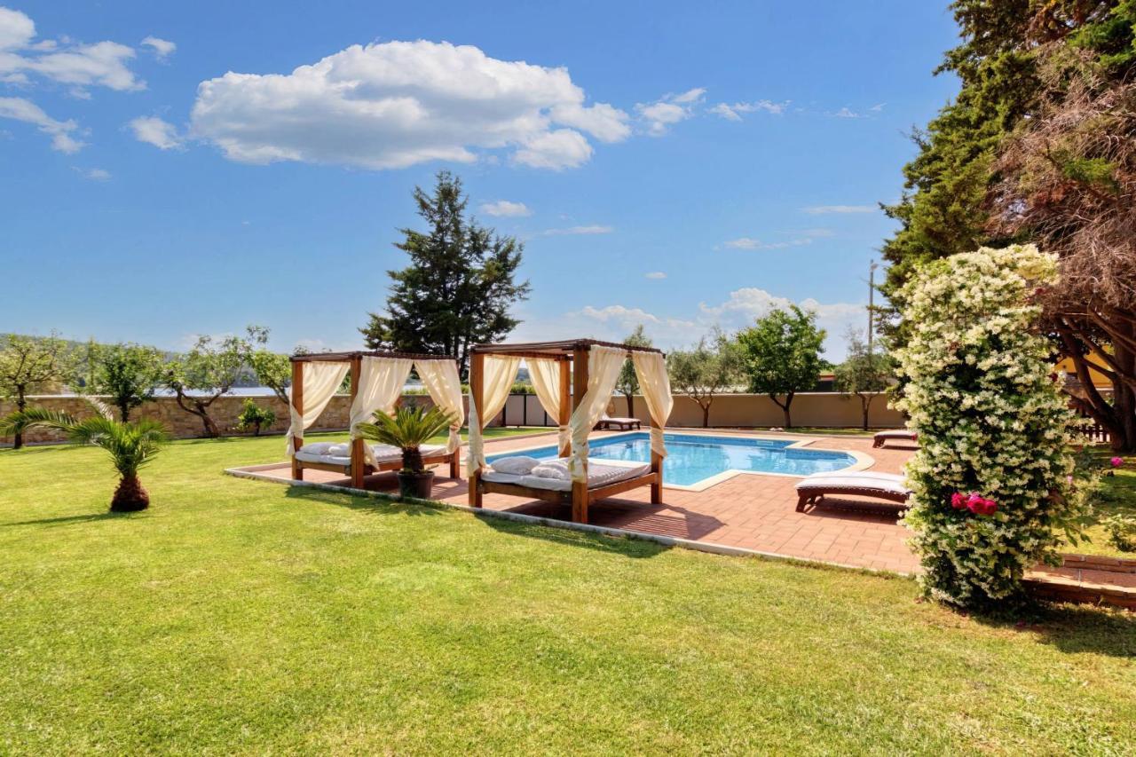 Holiday Home Giardino Marino Pomer Exterior foto